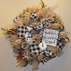wreath #9 donated by Maria Sonnen