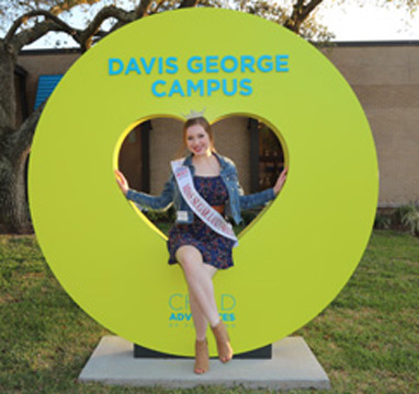 Miss Sugar Land Outstanding Teen Zona Johnson